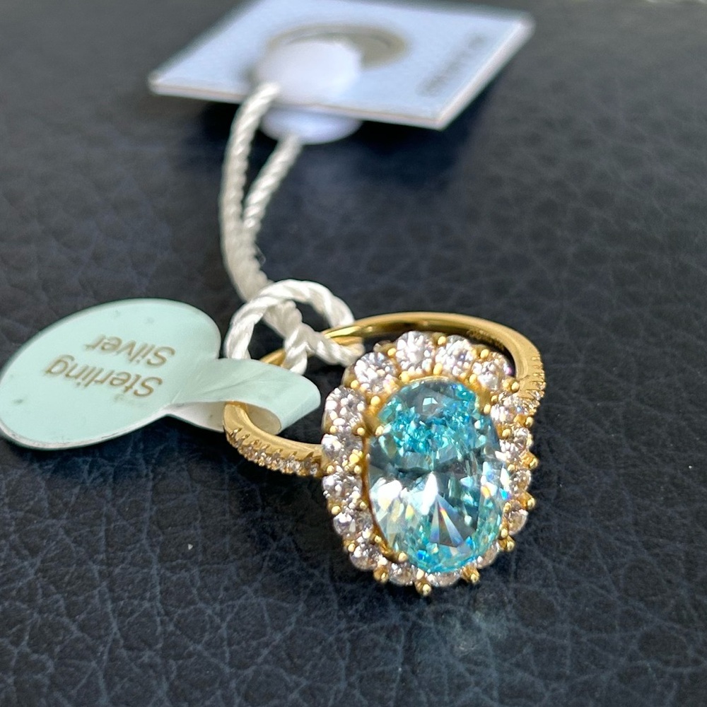 Beautiful sterling silver gold plated Blue crystal sterling silver, size 7